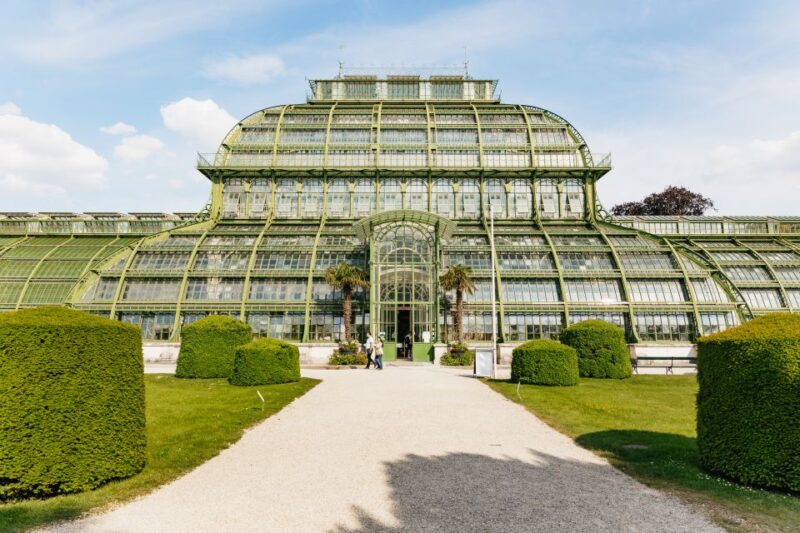 Vienna: Panorama Train Tickets to explore Schönbrunn Palace - The Cost-Effective and Family-Friendly Nature of This Tour