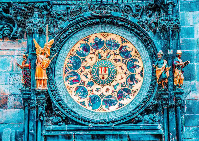 Vienna: Prague & Brno Photography Tour with Transfer - The Optional Traditional Czech Dinner in a Cozy Setting