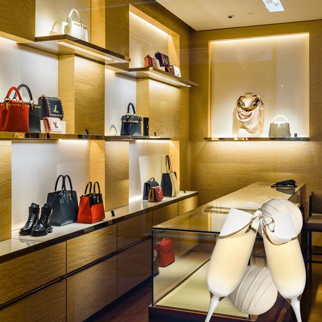 Vienna Private Shopping: Vintage treasures & Champagne - Key Points