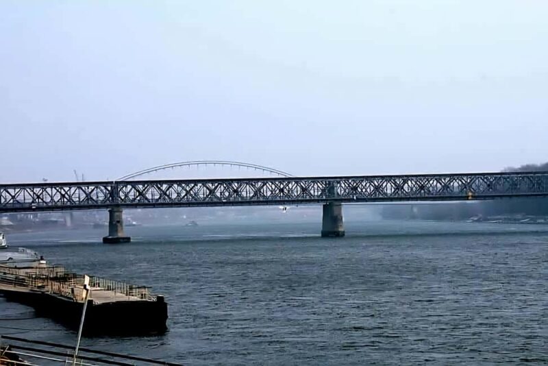 Vienna: Private tour to Bratislava - Customization and Personal Support for a Unique Experience