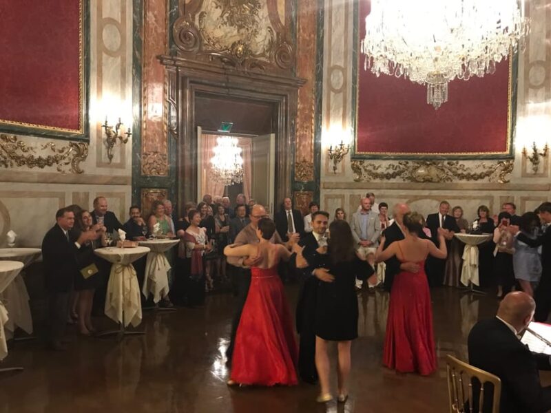 Vienna: Private Waltz Workshop for groups (4-14 guests) - Music Selection: Classic Strauss and More
