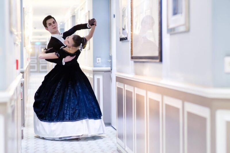 Vienna: Private Waltz Workshop for groups (4-14 guests) - Cost and Cancellation Policy