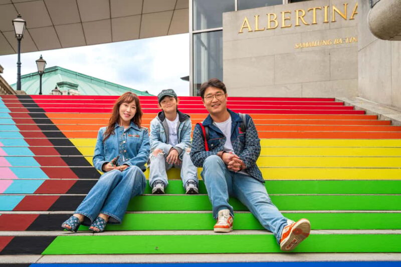 Vienna: Professional Photography Tour - Sweeping Views from the Albertina Modern