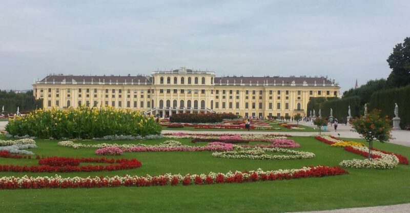 Vienna: Schönbrunn Palace and City Center Guided Tour - Starting at Schönbrunn Palace: The Royal Summer Residence