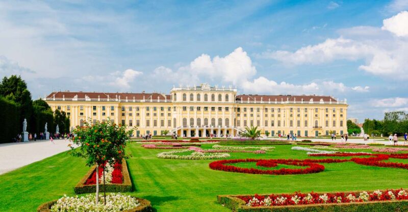 Vienna: Schönbrunn Palace & Garden Skip-the-Line Guided Tour - Key Points