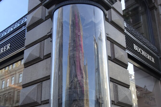 Vienna self-guided walking tour and scavenger hunt - Key Points