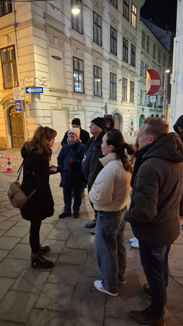 Vienna: Spooky Ghost Tour in English - The Guide’s Engaging Storytelling Style