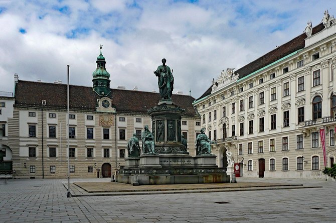 Vienna: The Great Plague Exploration Game - The Legendary Nails Tree at Stock im Eisen