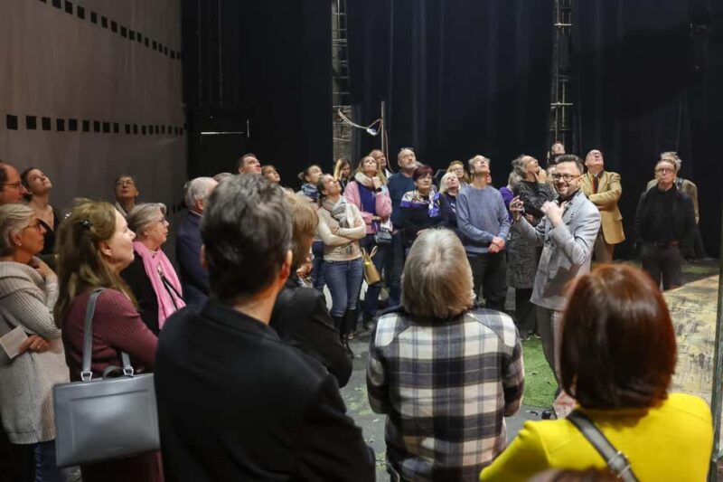 Vienna: Theater an der Wien Backstage Tour - Artistic Highlights and Current Program Insights