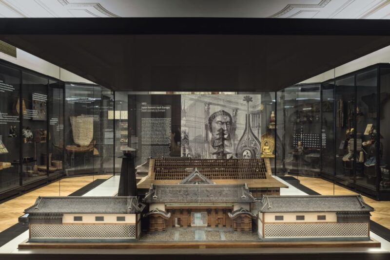 Vienna: Ticket to the Weltmuseum - Artifacts of Global Cultures: Highlights You Cannot Miss