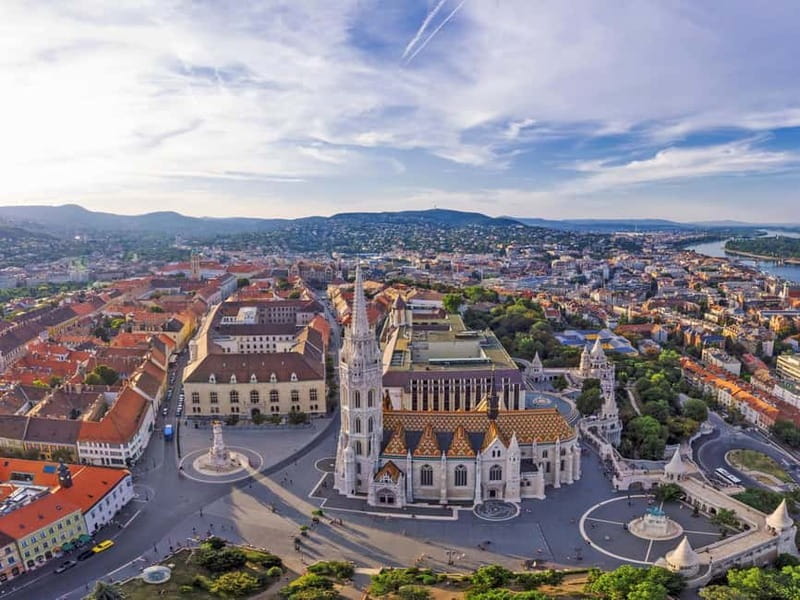 Vienna to Bratislava & Budapest Private Minivan Tour - Key Points
