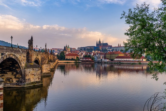 Vienna to Prague - Private Transfer with 2 hours of Sightseeing - Optional Add-Ons and Extra Costs