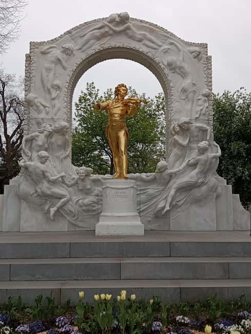 Vienna: Tours of the Strauss Waltzes, historical walks - Comparing the Two Tour Options