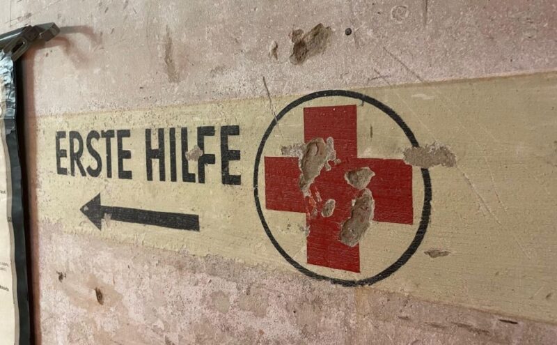 Vienna: Underground WWII Bunker Ticket and Guided Tour - Pacing and Tour Structure