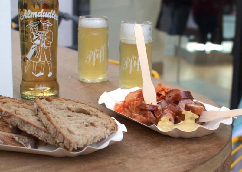 Vienna: Wiener Sausage Stand Tour with Tastings - Starting Point Near Windmühl Garage