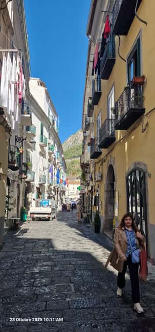 Vietri sul Mare: Guided Walking Tour with Enzo - Visiting the Cathedral and Exploring the Town Center