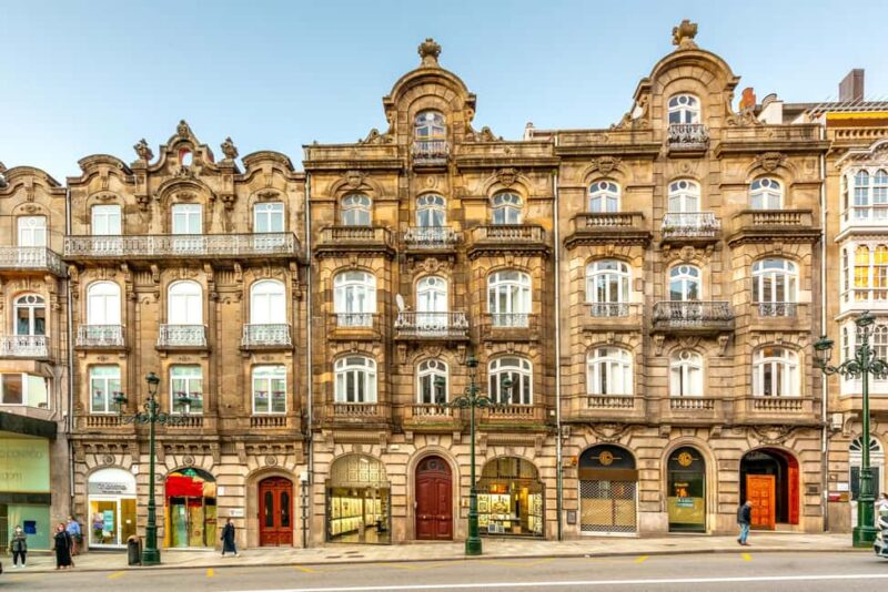 Vigo: Historic Walking Tour and Highlights - Learn About Vigo’s Maritime and Emigration Roots