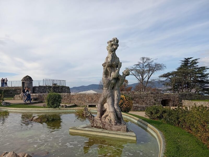 Vigo: stories and landscapes from the Castro - Panoramic Views at Miradoiro do Castro: A Photo Opportunity