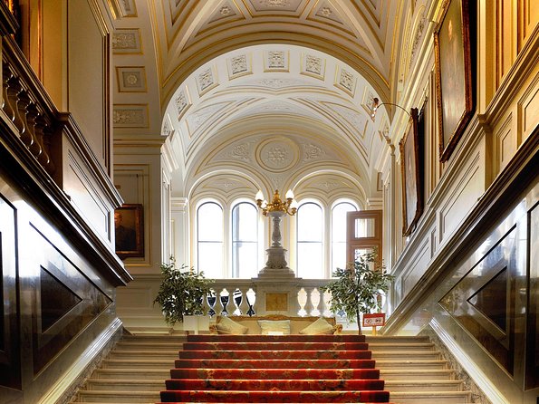 Viking Coast and Alnwick Castle Very Small Group Tour from Edinburgh - What Makes This Tour Stand Out