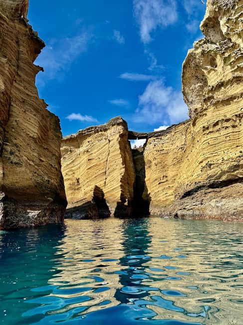 Vila Franca do Campo: Coast & Islet Caves Guided Kayak Tour - Mysterious Caverns and Rock Formations
