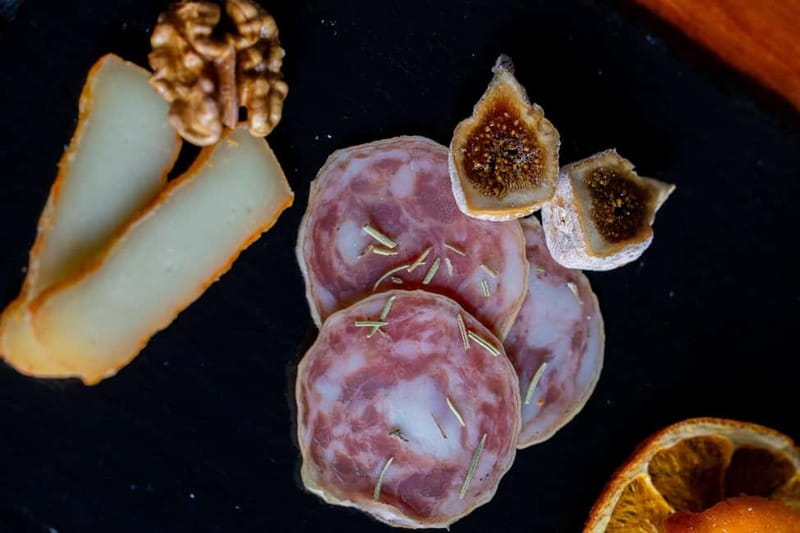 Vila Nova de Gaia: Port Wine Gourmet Pairing Experience - Key Points