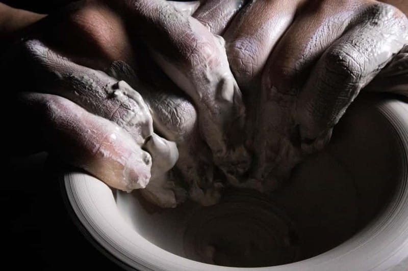Vila Real: Pottery Workshop with Daniel and Micael - Firing and Glazing: Turning Your Clay into a Keepsake