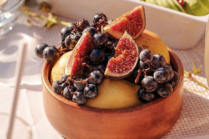 Vilamoura: 3 Hours Caves & Coastline Tour - "Unwind" - Key Points