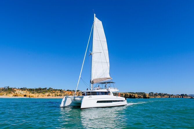 Vilamoura: 3 Hours Caves & Coastline Tour - "Unwind" - Beverages and Age Restrictions: Drinks on Board