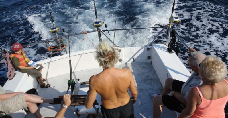 Vilamoura: Algarve Reef Fishing Boat Trip with Gear Included - Expert Crew and Fishing Guidance