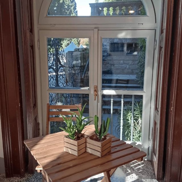 Villa Monastero in Varenna with aperitif - Aperitif with a View: Lakeside Drinks and Snacks