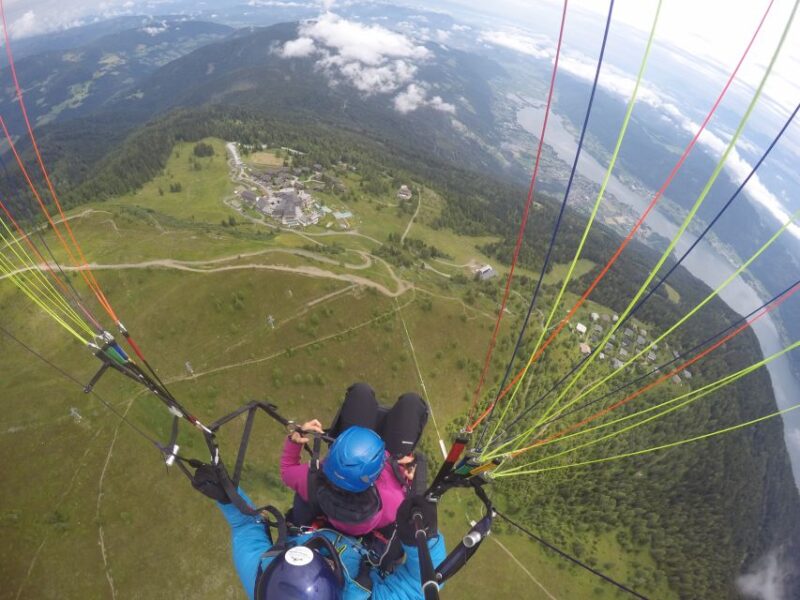 Villach/Ossiachersee: Paragliding "Action" Tandemflug - Comparing Similar Experiences in the Region