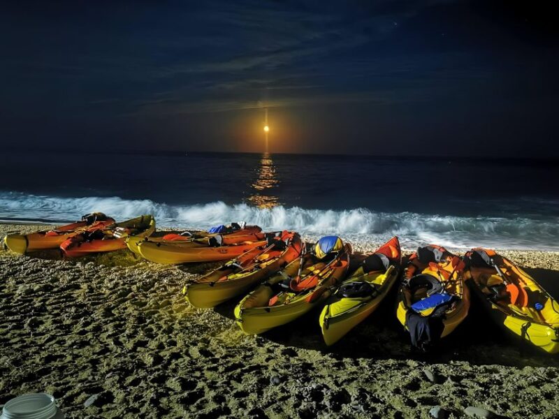 Villajoyosa: Moonlight kayaking and dinner under the stars - Villajoyosa’s Coveted Nighttime Kayaking Experience