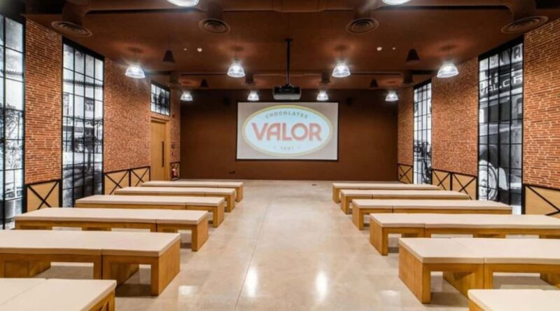 Villajoyosa: Visit the Chocolate Factory and the town by van from Alicante - Return Journey and Drop-Off Locations