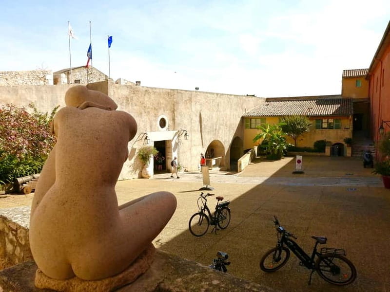 Villefranche Walking: Citadel, Old Town & Royal Port - The Citadel’s Many Perspectives and Scenic Views
