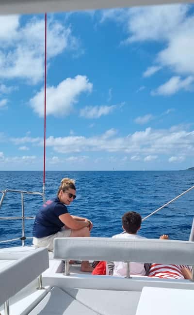 Villeneuve-Loubet: Small group catamaran day cruise - Water Activities and Relaxation Options