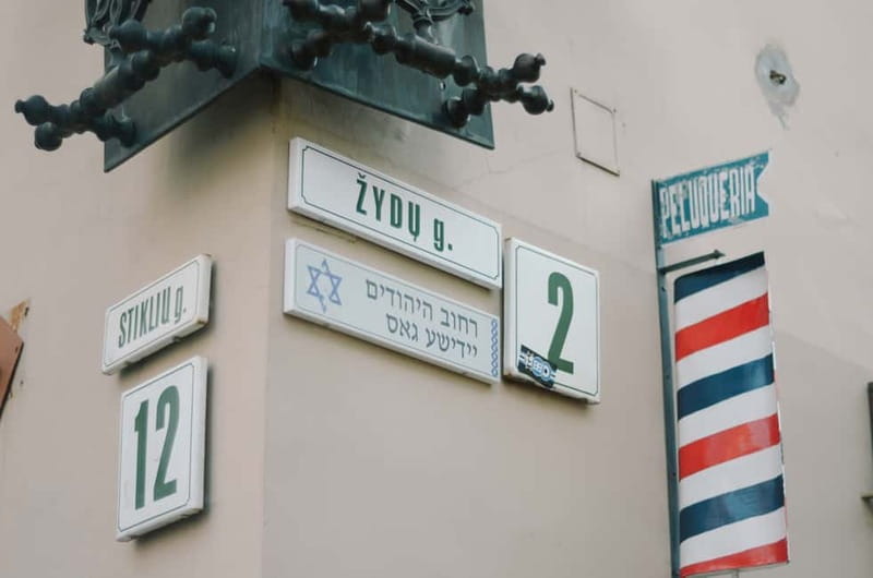 Vilnius: 2.5-Hour Jewish Quarter Walking Tour - Meeting at Vilnius Town Hall for an Immersive Introduction