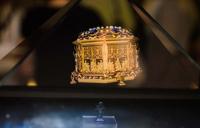 Vilnius: 2.5-Hour Private Catacombs Tour - Explore Vilnius’ Hidden Underground World for 2.5 Hours