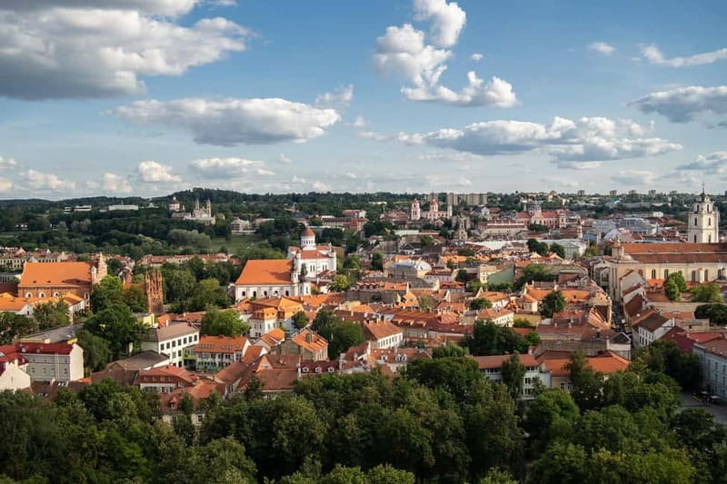 Vilnius: Express Walk with a Local in 60 minutes - What to Bring for a Comfortable Walk