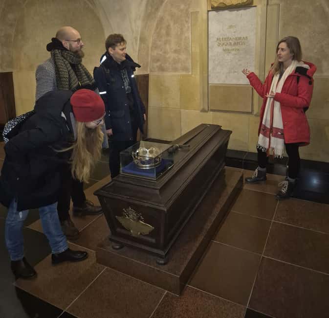 Vilnius: Hidden Cathedral Crypts and Medieval Secrets Tour - Visiting the Palace of the Grand Dukes and the Cathedral