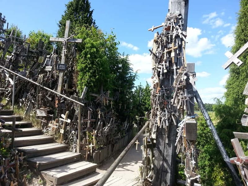 Vilnius: Hill of Crosses, Rundale Palace, Bauska Castle Trip - Key Points