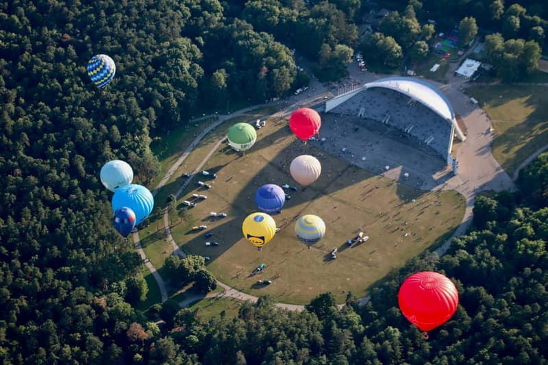 Vilnius: Hot Air Balloon Flight over Vilnius or Trakai - Choosing Between Vilnius City and Trakai Castle Flights