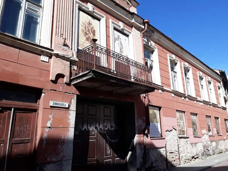 Vilnius: Jewish Heritage Sites Private Tour with Transfer - The Jewish Cultural Center and Its Significance