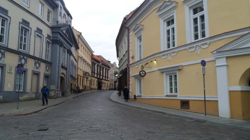 Vilnius: Morning Coffee Tour with Local Guide - Key Points