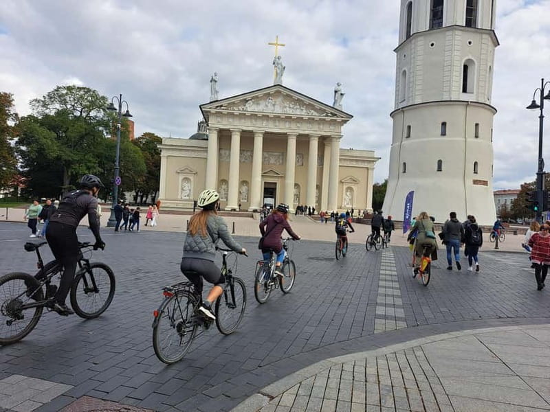 Vilnius: Private City Bike Tour of Vilnius Highlights - Riding Along the Neris River and Its Historical Significance