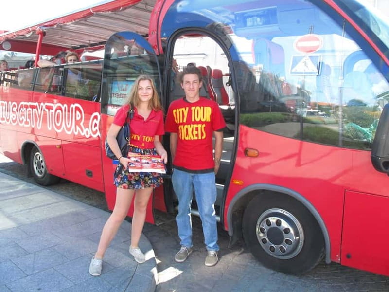 Vilnius: Sightseeing Audio Tour - Architectural Highlights: St. Anne and Bernadine Churches