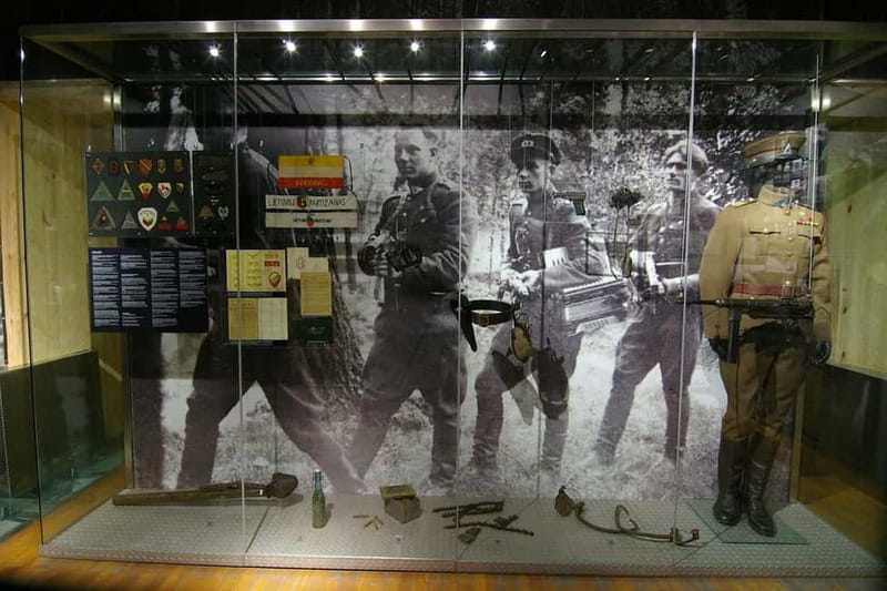 Vilnius: The Way of Freedom: Behind the Walls of the KGB - Walking the Path to Lithuanian Independence