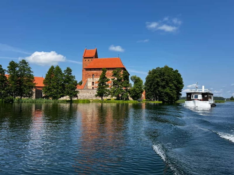 Vilnius: Trakai, Uzutrakis Manor, Hill of Angels, Boat Ride - Vilnius: Trakai, Uzutrakis Manor, Hill of Angels, Boat Ride – An In-Depth Tour Review