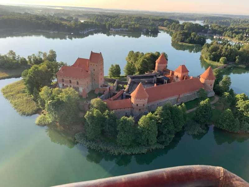 Vilnius:Hot Air Balloon Flight Over Trakai or Vilnius - Scenic Views of Trakai Island Castle from the Sky