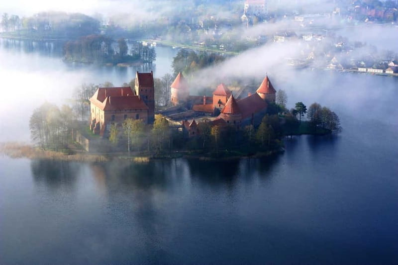 Vilnius:Hot Air Balloon Flight Over Trakai or Vilnius - The Flight Experience and Pilot Commentary
