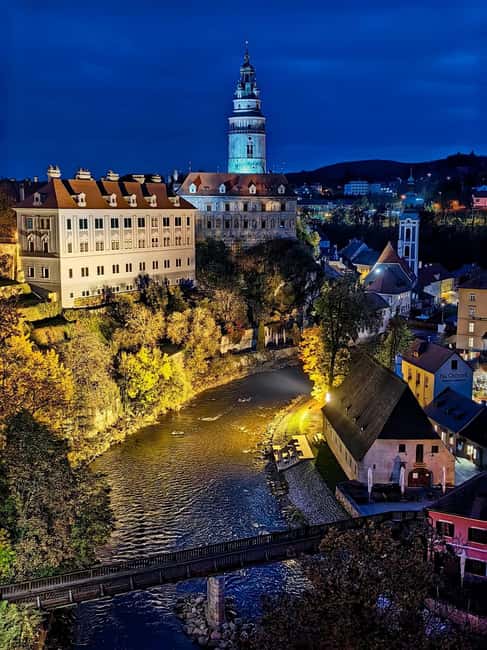 Vilshofen: Cesky Krumlov and Prague Transfer with Tour - Discover the Unique Journey from Vilshofen to Cesky Krumlov and Prague